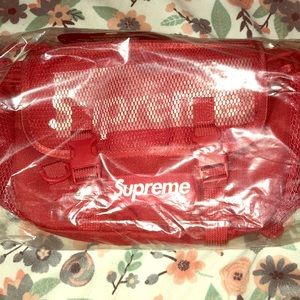 Supreme Fannypack